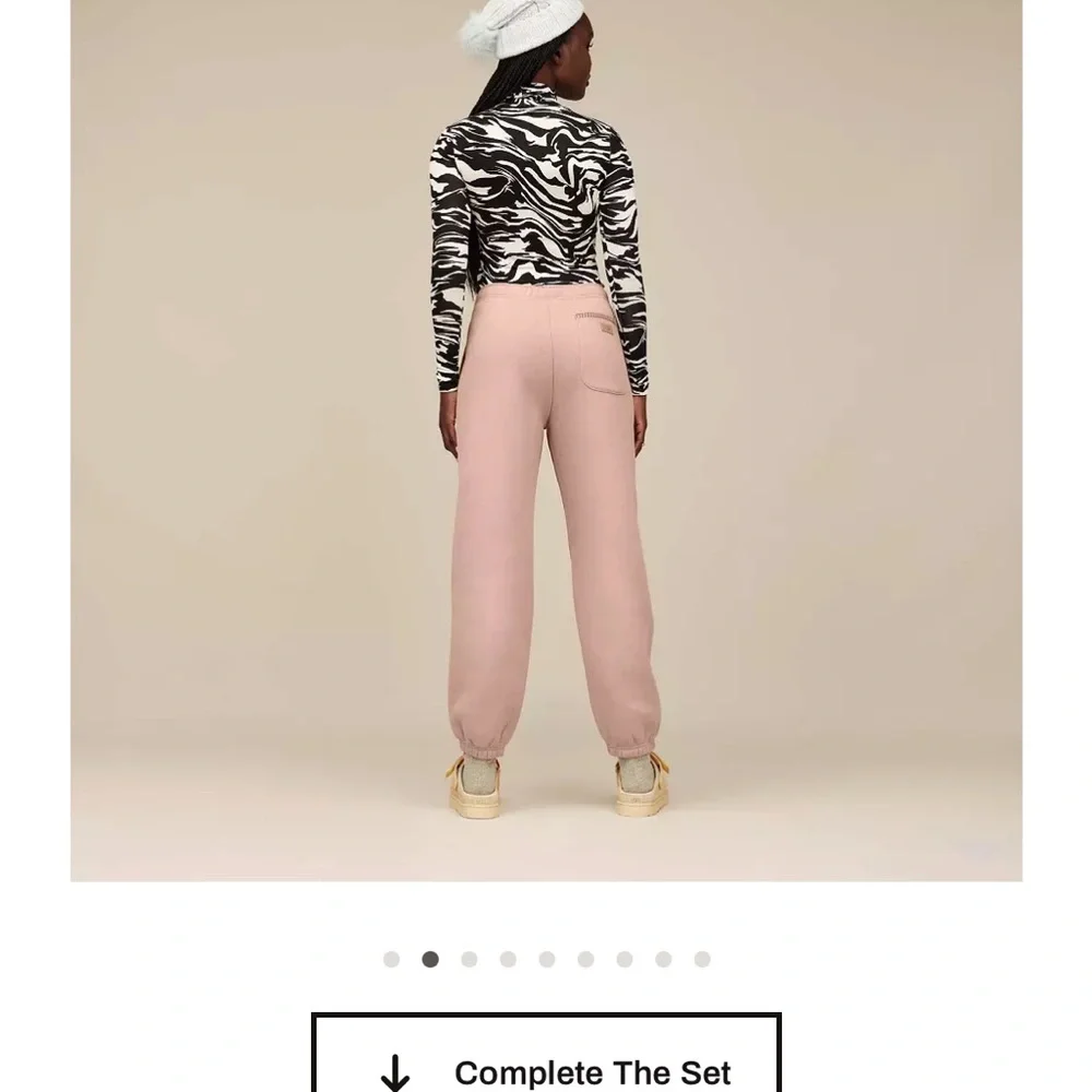UGG light pink Fleece Sweatpants - Picture 7 of 7